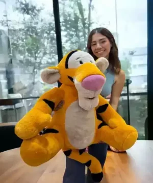 Peluche de Tiger Tigre de Winny Pooh Tamaño Grande.